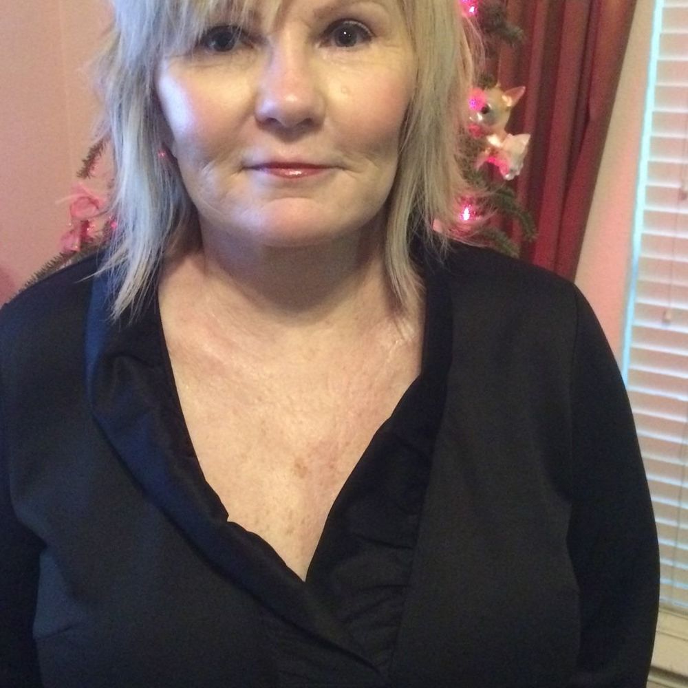 Meet your Posher, Dottie